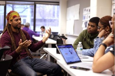 James Holly, Jr. talking with students in his Mechanical Engineering and Racial Justice course